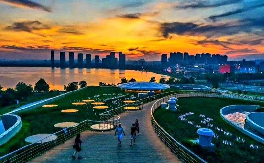 한국과 가장 가까운 중국 도시 산동성 영성시 방문 오신 것은 환영합니다