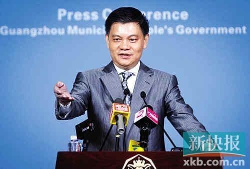 谢晓丹说,今年已处理了11起代扣分行为,拘留35人,将用新措施进行打击。新快报记者宁彪/摄