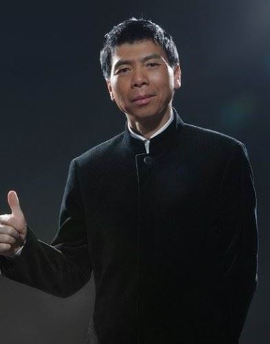 媒体曝冯小刚确认担任央视春晚总导演