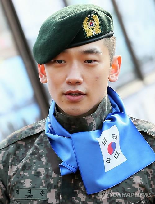 歌手Rain8月先后参加粉丝会和泰国音乐盛典
