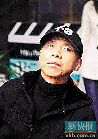 央视卖萌：只邀冯导执导春晚 别让他累觉不爱