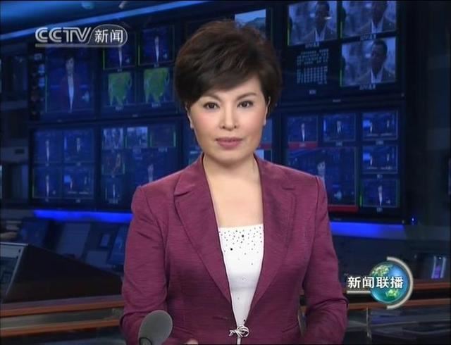 李瑞英揭央视主播团队管理:迟到可遭停播处罚