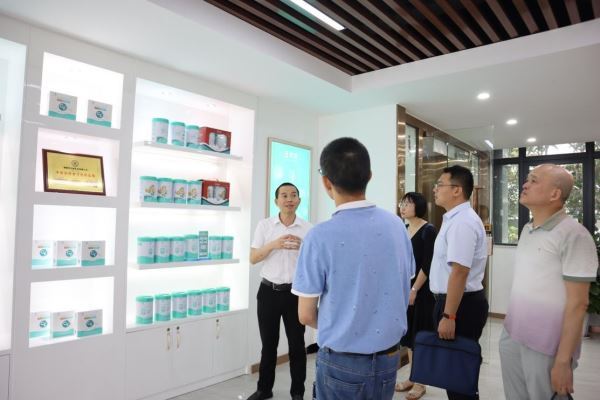 煮茶论英雄！福建省发改委、市营商办领导一行莅临育润大健康事业部交流指导